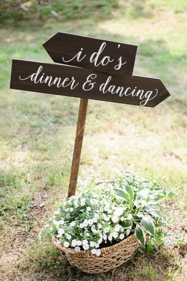 9 Wedding Decor Signs We Love Love And Lace Bridal Blog