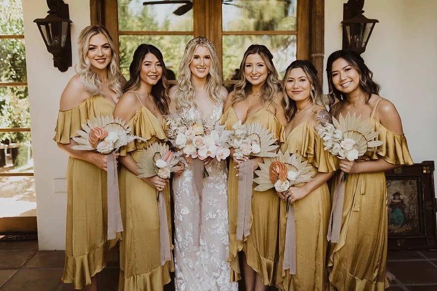 love and lace bridal shop
